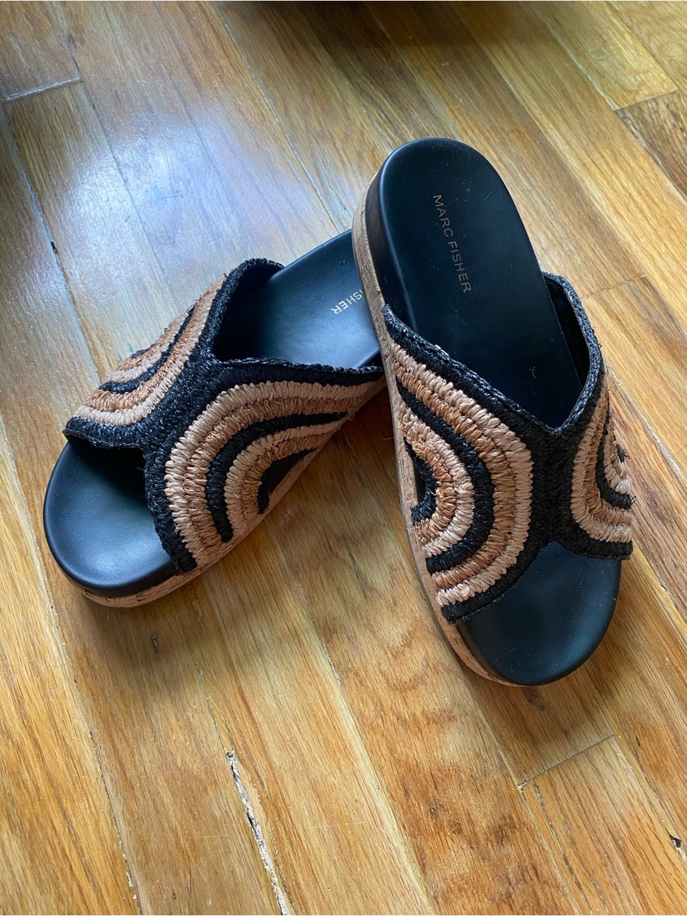 Marc Fisher platform sandal: size 9, Raffia tan and Cork - Picture 3 of 6